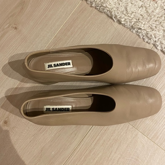 Jil Sander nude leather pumps with curved heel - Picture 6 of 9
